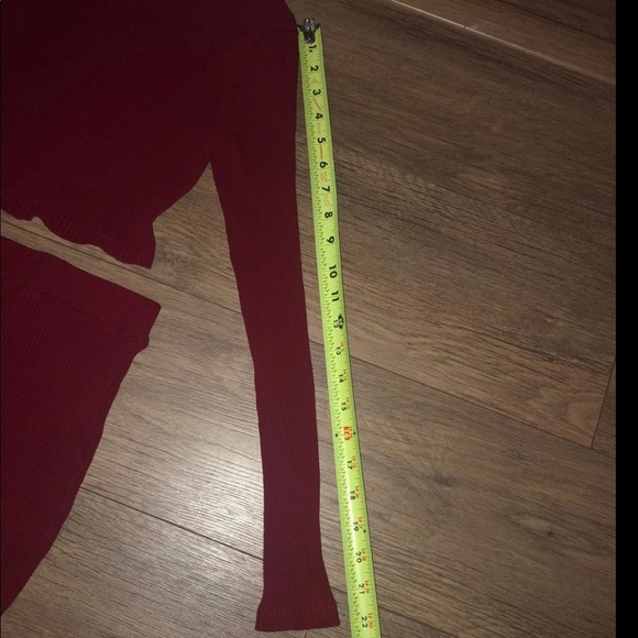 Two piece set - Picture 3 of 6